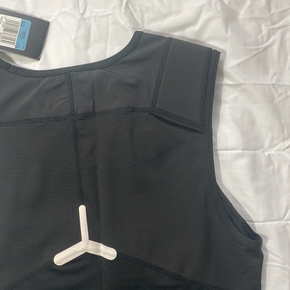 Nike The Opening Sleeveless, Padded Shirt - Picture 8 of 12